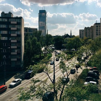 edificios-da-cidade-contra-o-ceu_1048944-30851462